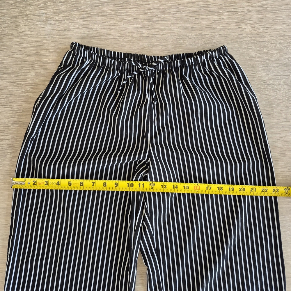 No Boundaries Black and White Pinstripe Wide-Leg Pants - Picture 6 of 12